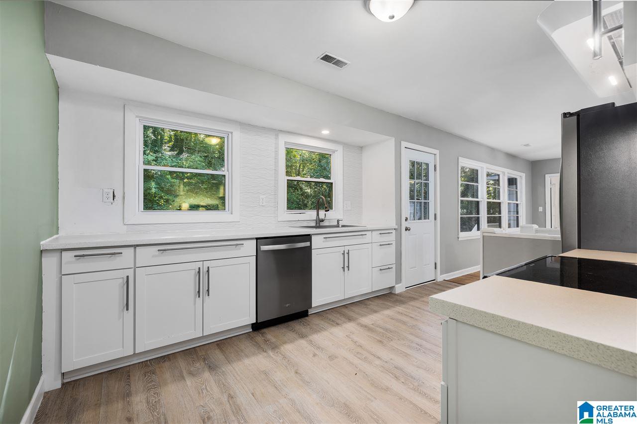 2241 Rocky Ridge Road Birmingham, AL 35216 - Photo 6 of 27