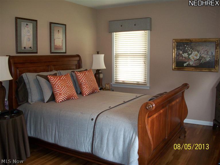 1232 Blanchester Road Lyndhurst, OH 44124 - Photo 7 of 18