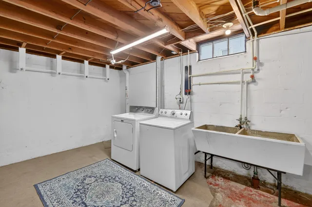 $200,000 | 304 Fairfax Avenue, Kalamazoo, MI 49001