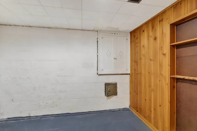 $200,000 | 304 Fairfax Avenue, Kalamazoo, MI 49001