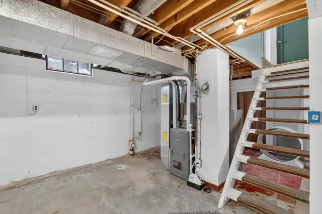 $200,000 | 304 Fairfax Avenue, Kalamazoo, MI 49001