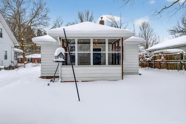 $200,000 | 304 Fairfax Avenue, Kalamazoo, MI 49001