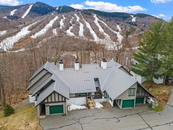 $750,000 | 132 B Coolidge Falls Road, Unit B, Lincoln, NH 03251