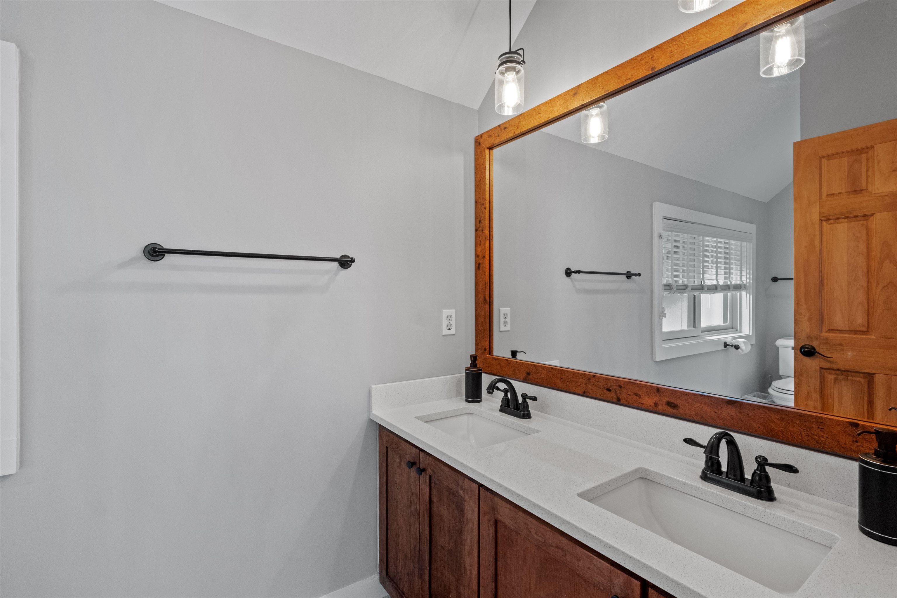 132 B Coolidge Falls Road, Unit B Lincoln, NH 03251 - Photo 33 of 37