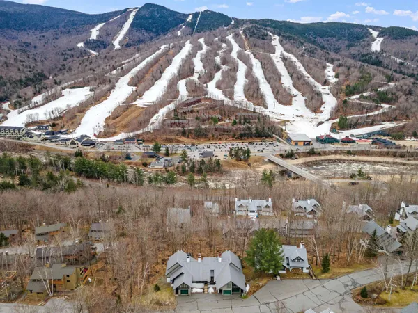 $750,000 | 132 B Coolidge Falls Road, Unit B, Lincoln, NH 03251