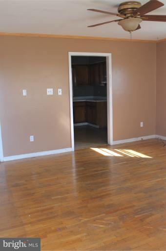 602 North Marshall Street Ranson, WV 25438 - Photo 2 of 28 Living Room