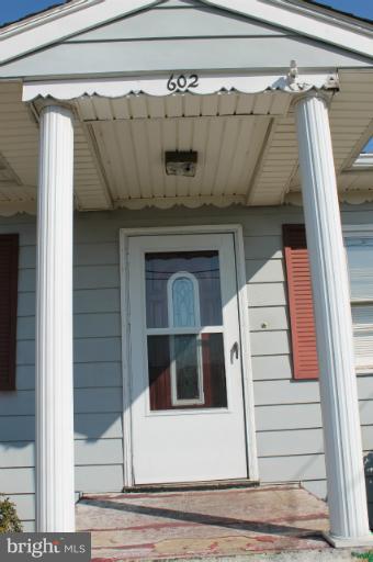 602 North Marshall Street Ranson, WV 25438 - Photo 18 of 28 Exterior (Front)