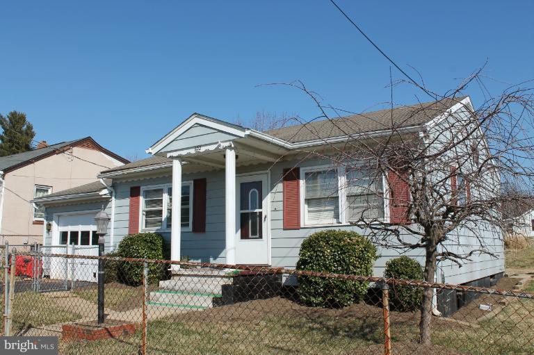 602 North Marshall Street Ranson, WV 25438 - Photo 9 of 28 Exterior (Front)