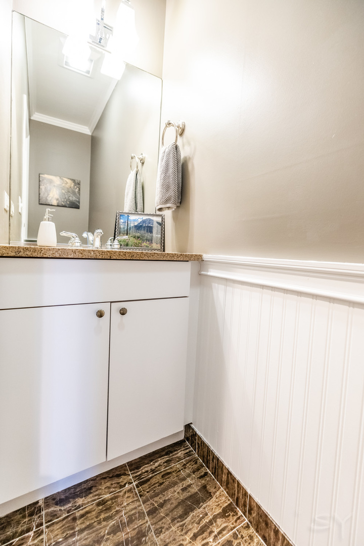 1647 North Artesian Avenue, Unit 1 Chicago, IL 60647 - Photo 11 of 32