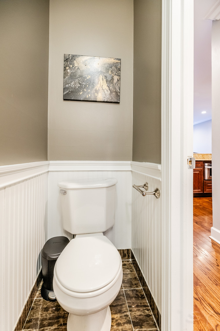 1647 North Artesian Avenue, Unit 1 Chicago, IL 60647 - Photo 12 of 32