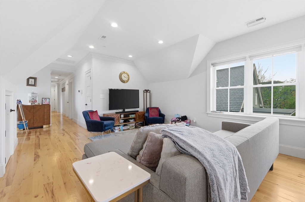 44 Evergreen Street, Unit 3 Boston, MA 02130 - Photo 8 of 24