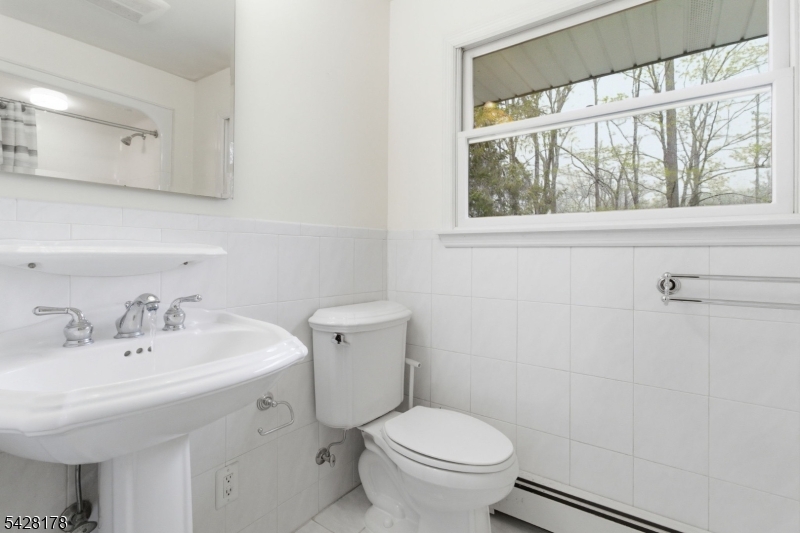 86 Kennedy Road Andover, NJ 07821 - Photo 12 of 27