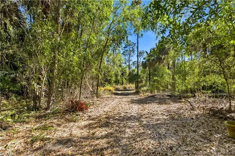 $699,000 | 630 Pioneer Trail, Naples, FL 34117