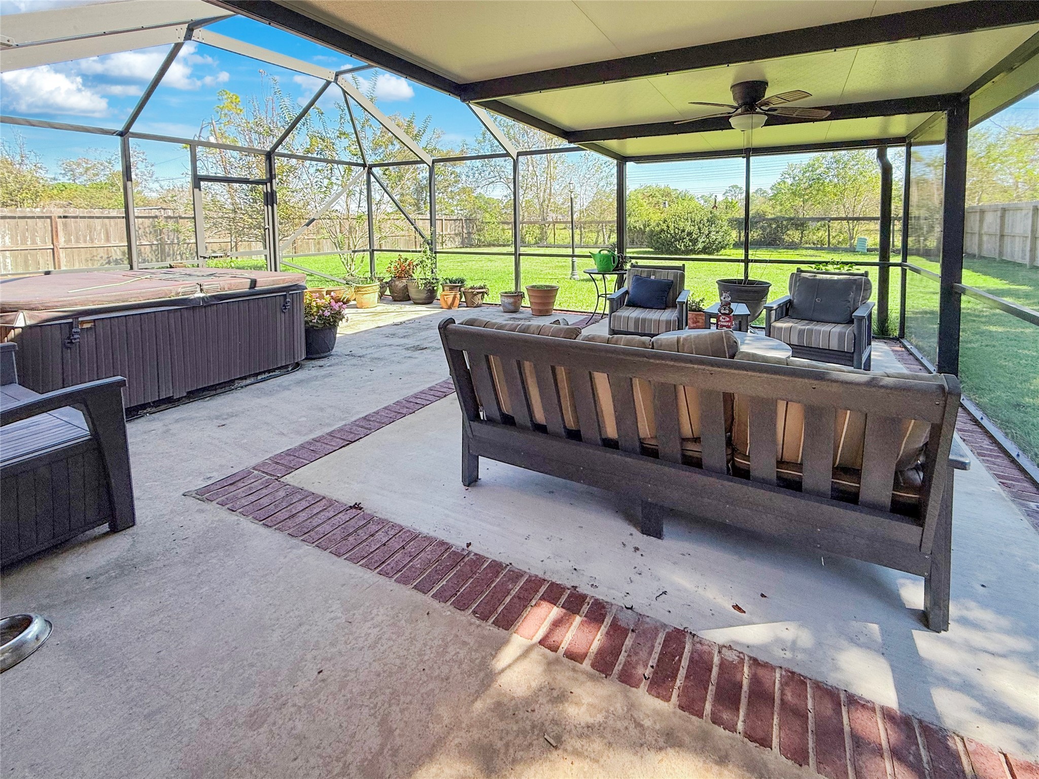 8 Rayburn Ridge Angleton, TX 77515 - Photo 4 of 22 a living room with a large window and furniture