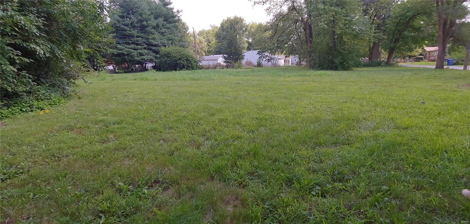 100 Indiana Avenue South Roxana, IL 62087 - Photo 2 of 3 Gallery Image 2