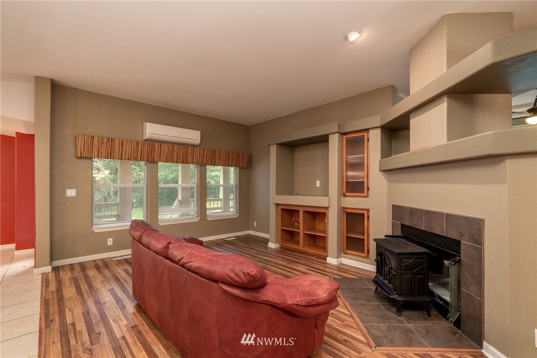 4185 Junco Road Greenbank, WA 98253 - Photo 12 of 25 Gallery Image 12