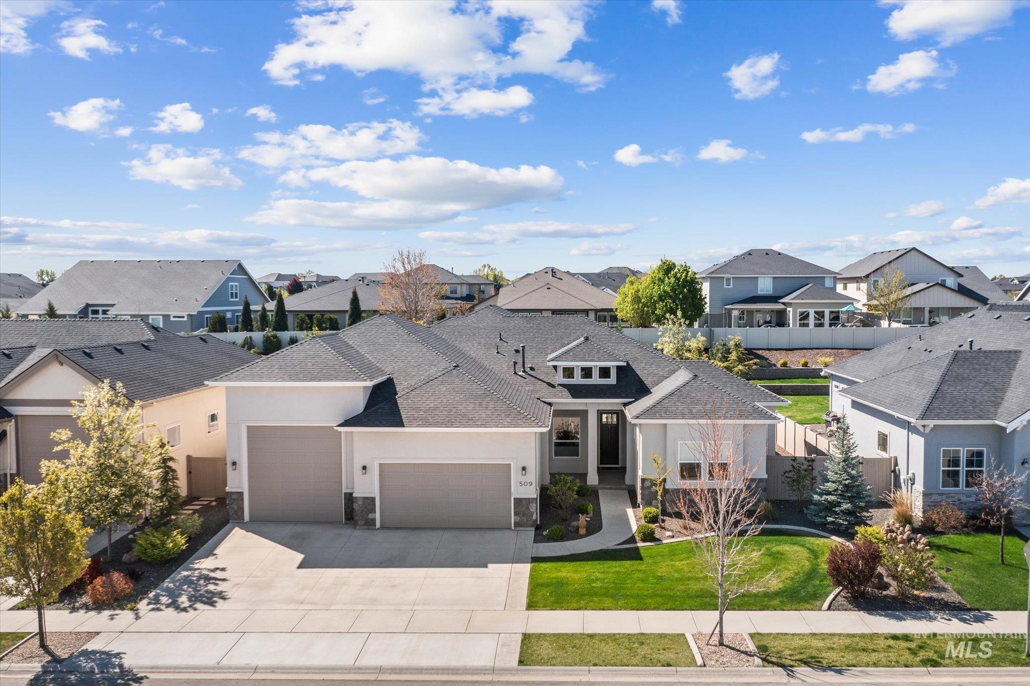 509 East Pisa Drive Meridian, ID 83642 - Photo 1 of 39