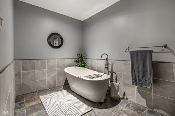 $378,900 | 373 Exeter Court, Greenwood, IN 46143