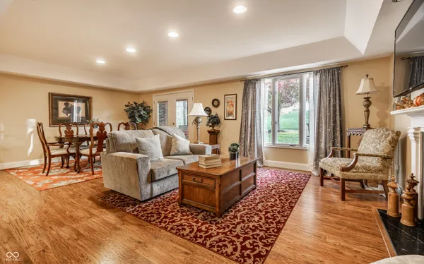 $399,900 | 373 Exeter Court, Greenwood, IN 46143