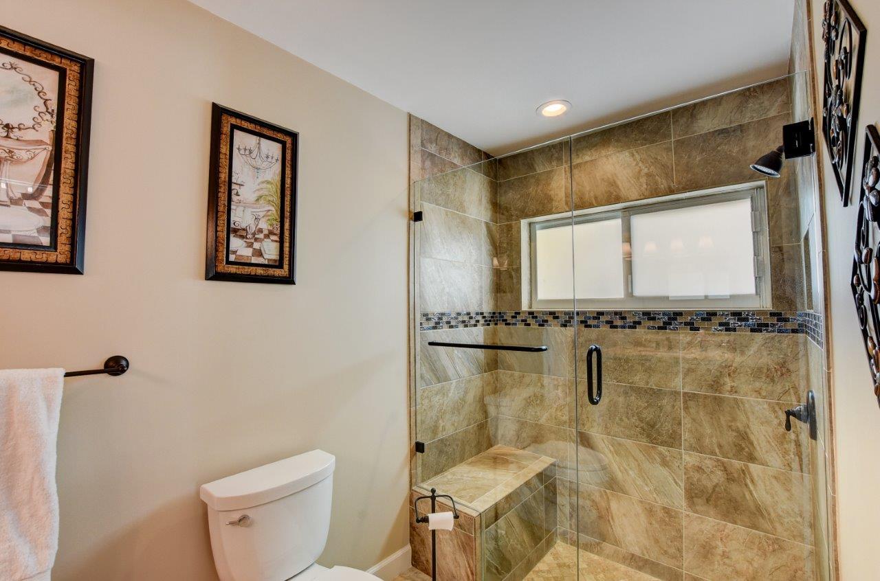 9726 Ohio Place Boca Raton, FL 33434 - Photo 20 of 29 Master Shower