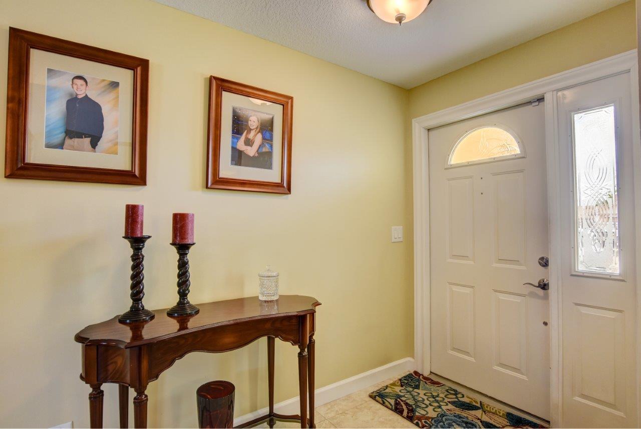 9726 Ohio Place Boca Raton, FL 33434 - Photo 3 of 29 Foyer