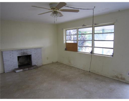 708 Elm Road West Palm Beach, FL 33409 - Photo 2 of 6 Additional Photo