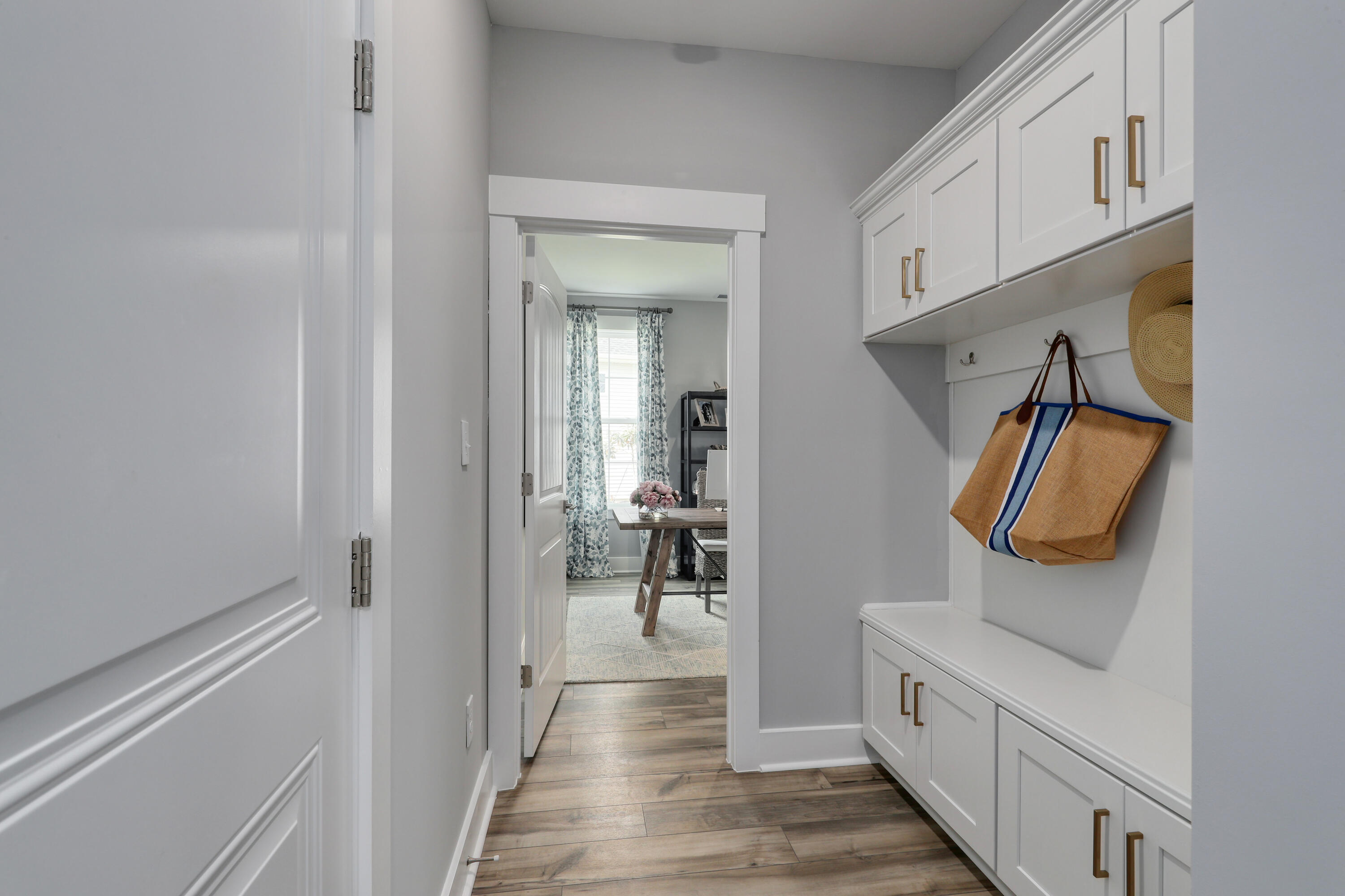 120 Crosswick Street Summerville, SC 29483 - Photo 6 of 39 Bench and Cubbies - Warwick II - Arcadia