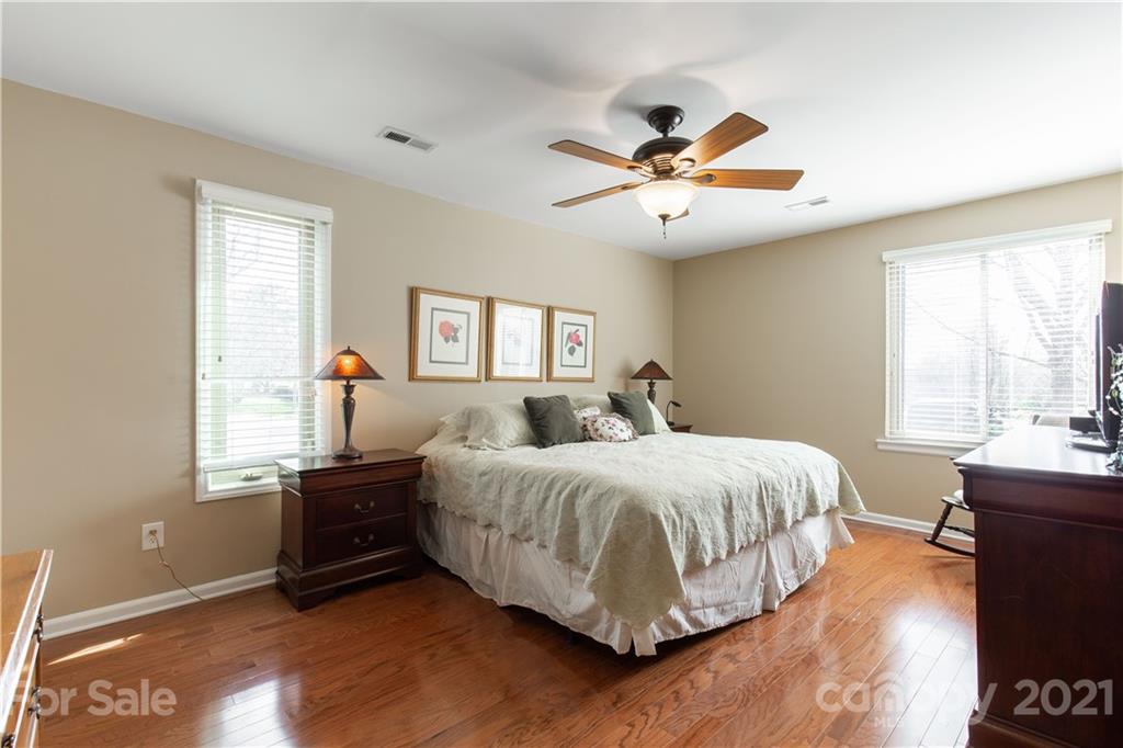 8300 Raintree Lane Charlotte, NC 28277 - Photo 8 of 28