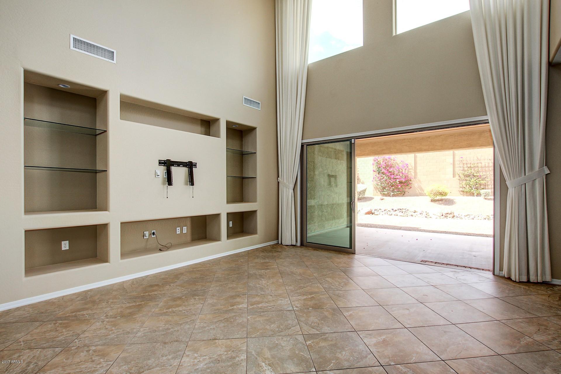 1528 West Red Bird Road Phoenix, AZ 85085 - Photo 12 of 42 Great Room 4