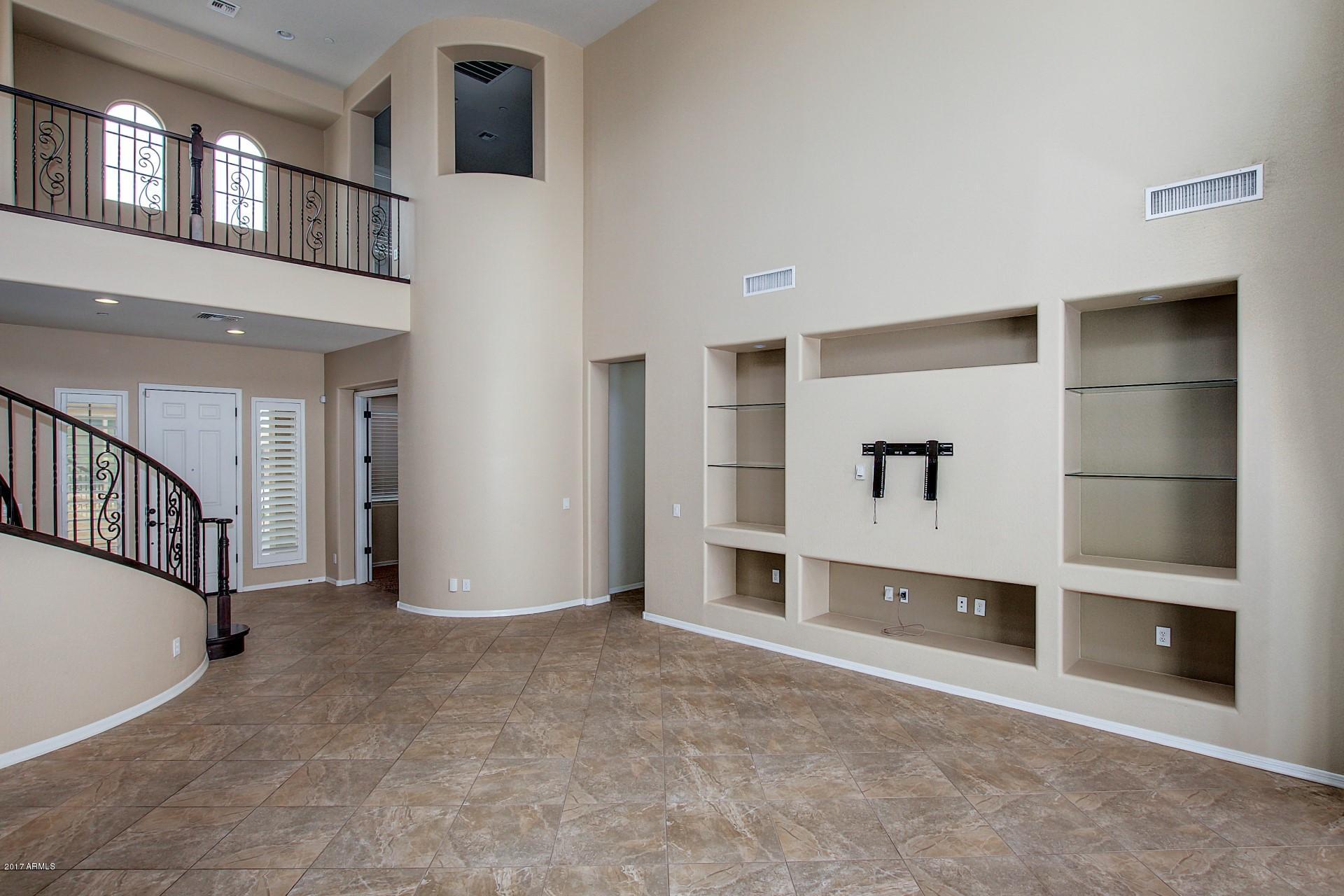 1528 West Red Bird Road Phoenix, AZ 85085 - Photo 13 of 42 Great Room 3