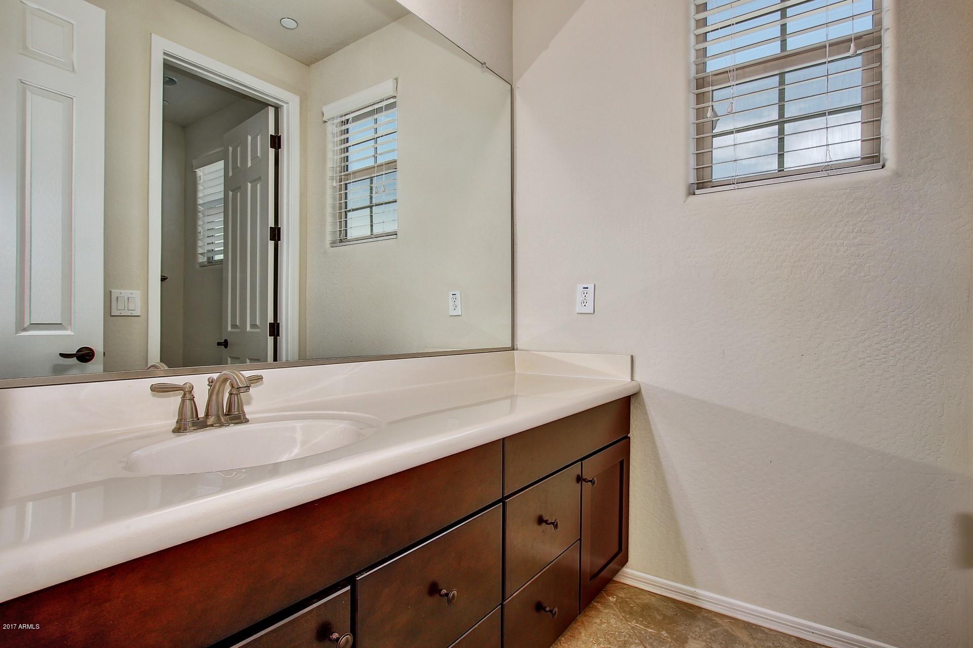 1528 West Red Bird Road Phoenix, AZ 85085 - Photo 23 of 42 Bath 3