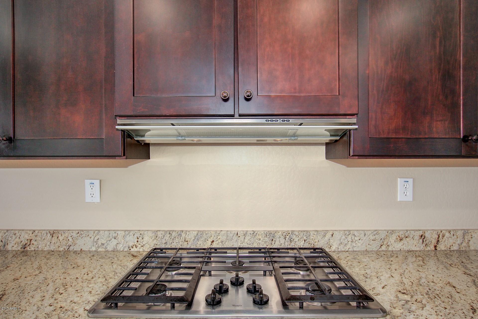 1528 West Red Bird Road Phoenix, AZ 85085 - Photo 6 of 42 Kitchen 5