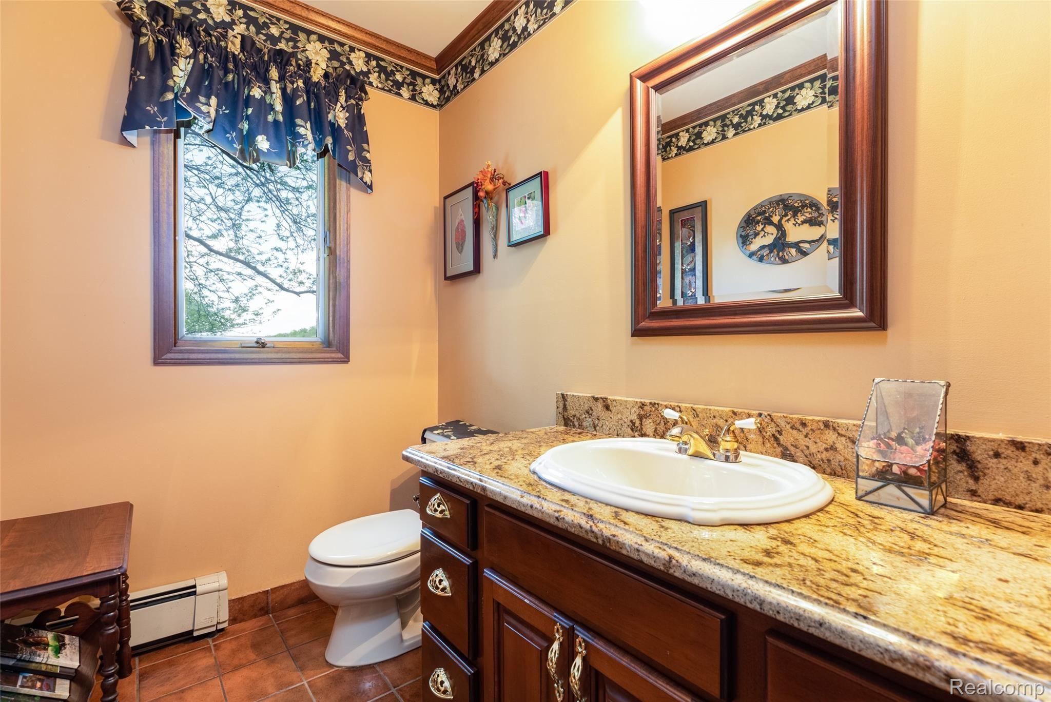 9875 Oakhurst Road Holly, MI 48442 - Photo 29 of 80 30.Bath