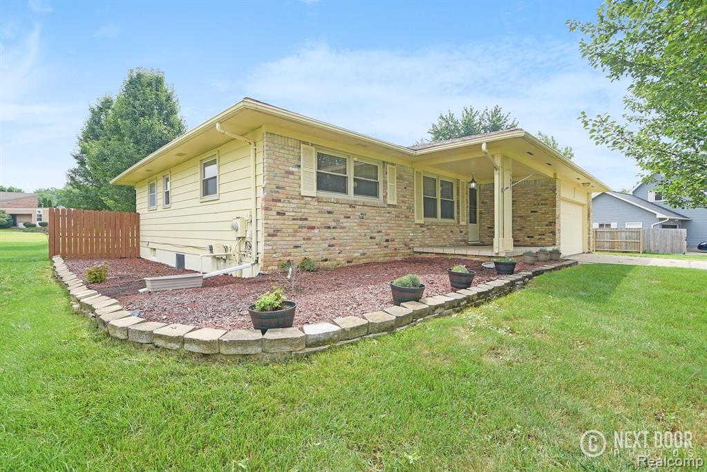 1021 Ramsgate Road Flint, MI 48532 - Photo 4 of 49