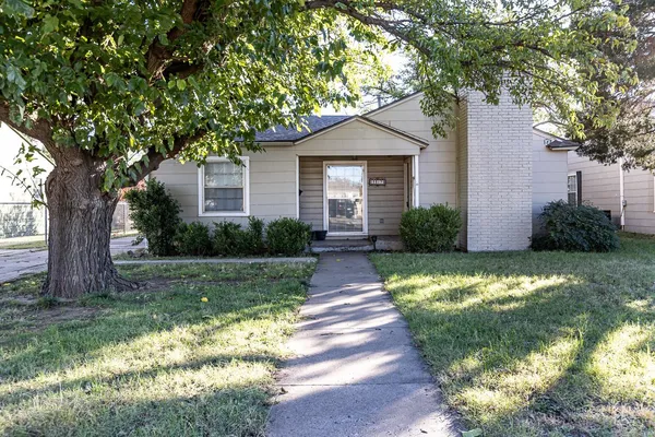 $1,500 | 3317 26th Street, Lubbock, TX 79410