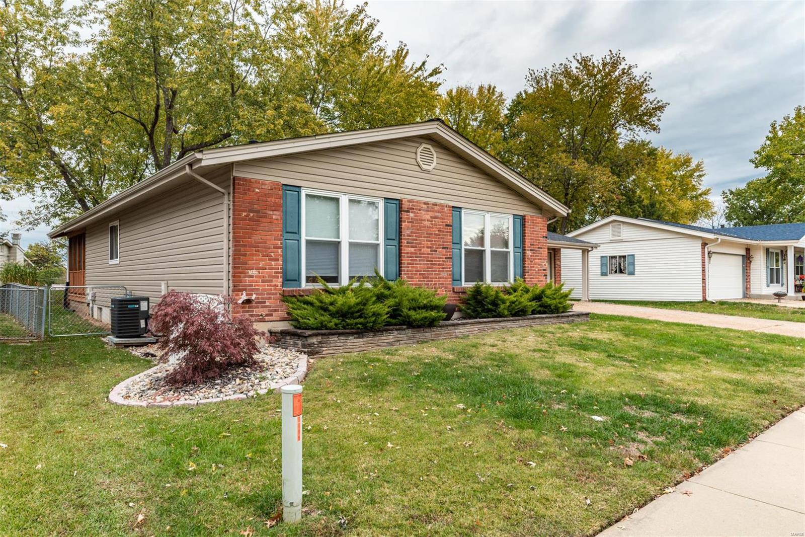 691 Rustic Valley Drive Ballwin, MO 63021 - Photo 1 of 43