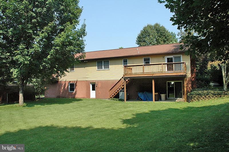2237 Raleigh Drive Lancaster, PA 17601 - Photo 4 of 17 Gallery Image 4