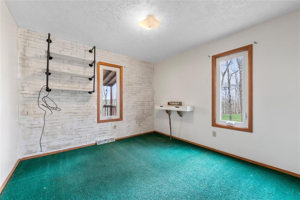 147 Valley View Road Eighty Four, PA 15330 - Photo 11 of 43 Gallery Image 11