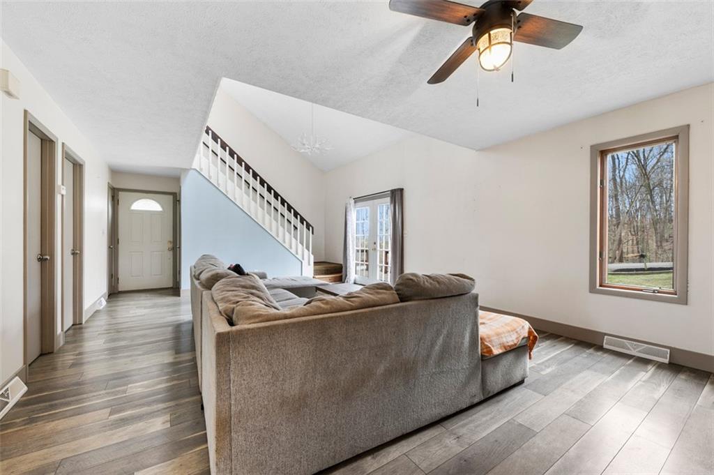 147 Valley View Road Eighty Four, PA 15330 - Photo 4 of 43 Gallery Image 4