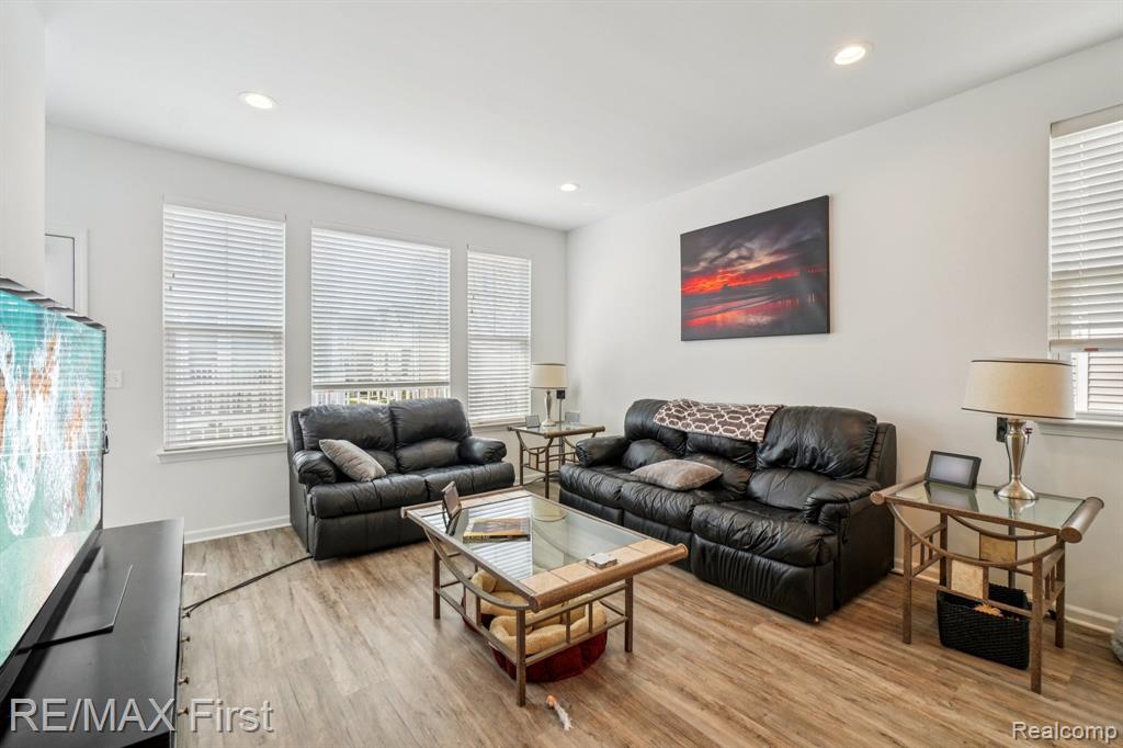 2500 Normandy Road, Unit 44 Royal Oak, MI 48073 - Photo 7 of 30