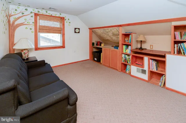 $575,000 | 179 Gilford Avenue, Island Heights, NJ 08732