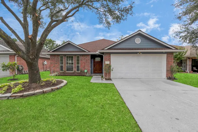 $2,250 | 3523 Colleen Woods Circle, Houston, TX 77080