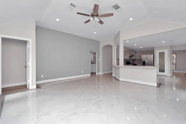 $2,250 | 3523 Colleen Woods Circle, Houston, TX 77080