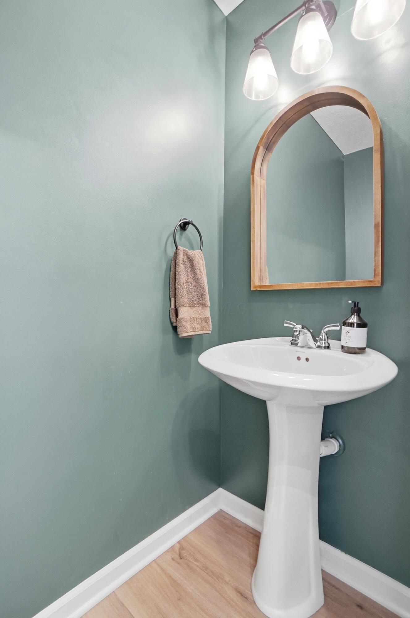 547 Pagoda Loop Delaware, OH 43015 - Photo 19 of 42 Entry level half bath