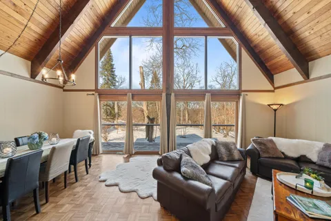 $650,000 | W5511 Cool Hill Drive, La Grange, WI 53121