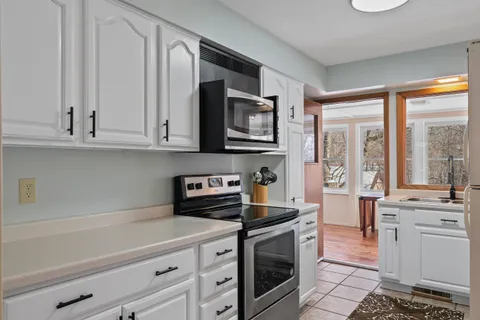 $650,000 | W5511 Cool Hill Drive, La Grange, WI 53121