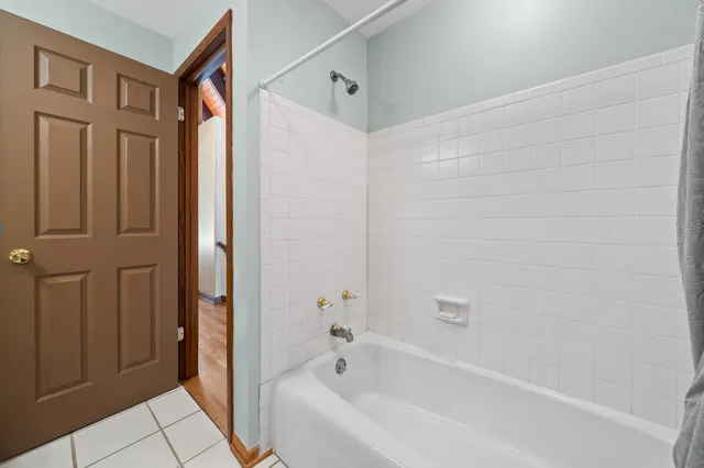 $650,000 | W5511 Cool Hill Drive, La Grange, WI 53121