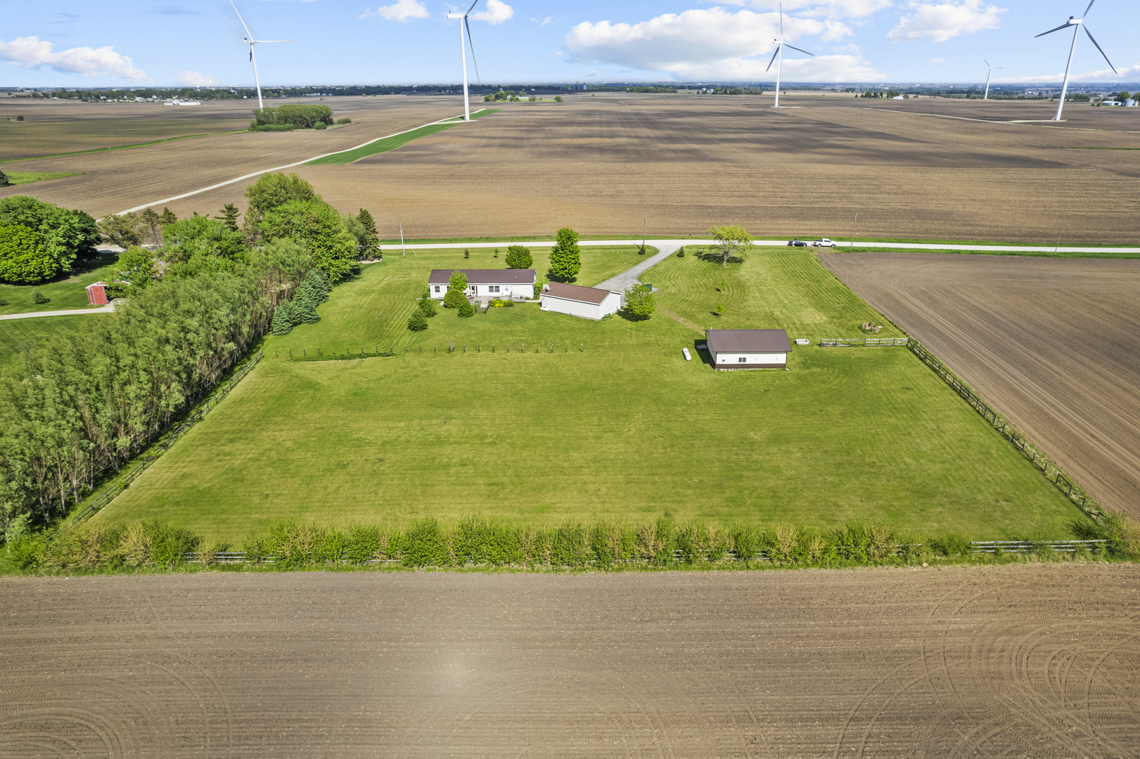 627 German Road Paw Paw, IL 61353 - Photo 42 of 45 a view of a swimming pool