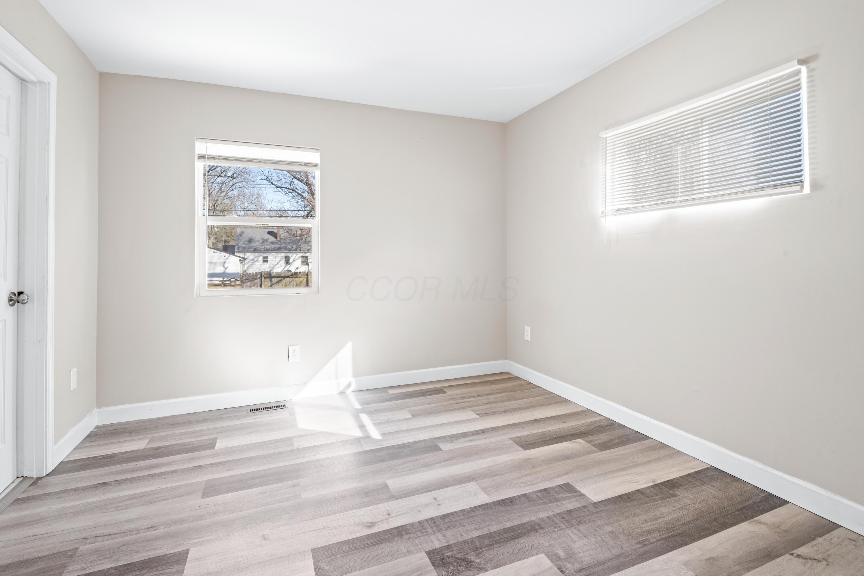 1360 East Weber Road Columbus, OH 43211 - Photo 21 of 25 DSC_5047