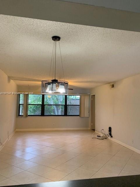 Delray Beach Delray Beach, FL 33445 - Photo 7 of 20 a view of an room with a ceiling fan